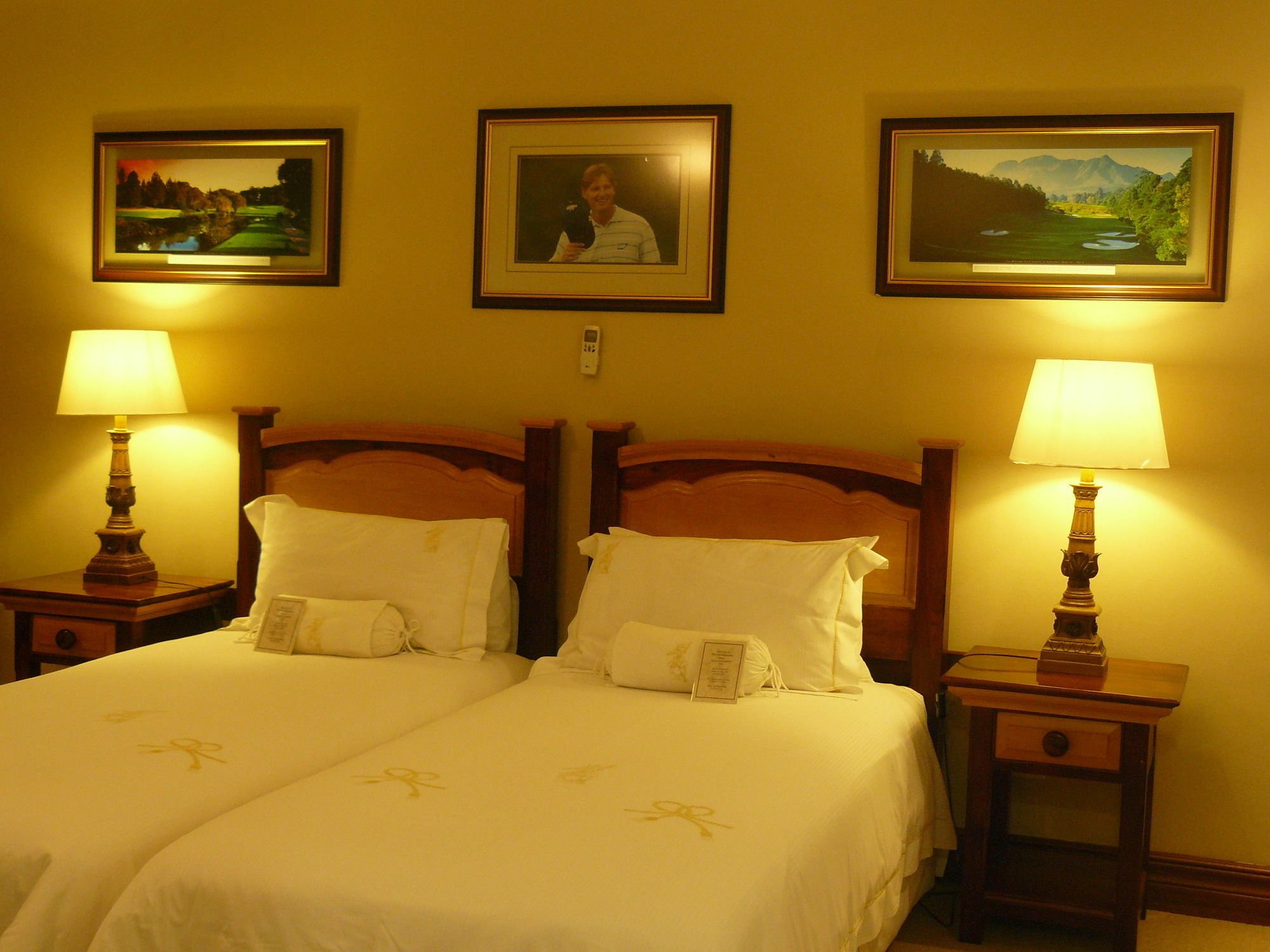 The Woodpecker Inn Pretoria-Noord Εξωτερικό φωτογραφία